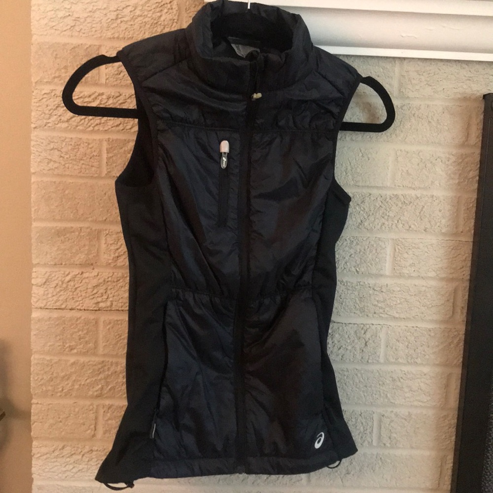 ASICS black vest